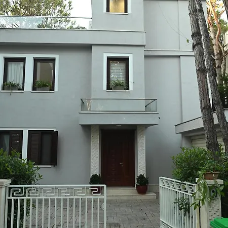 Casa rural Adria Qerret (Tirana)